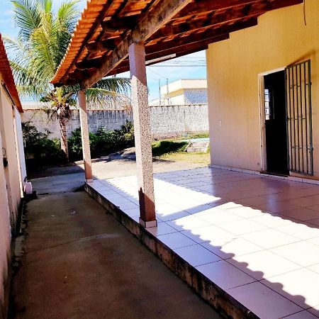 Otima Casa Caldas Novas 2 Km Do Centro Para Ate 14 Pesssoas Com Piscina Aquecida, Churrrasqueira, Wifi Bagian luar foto