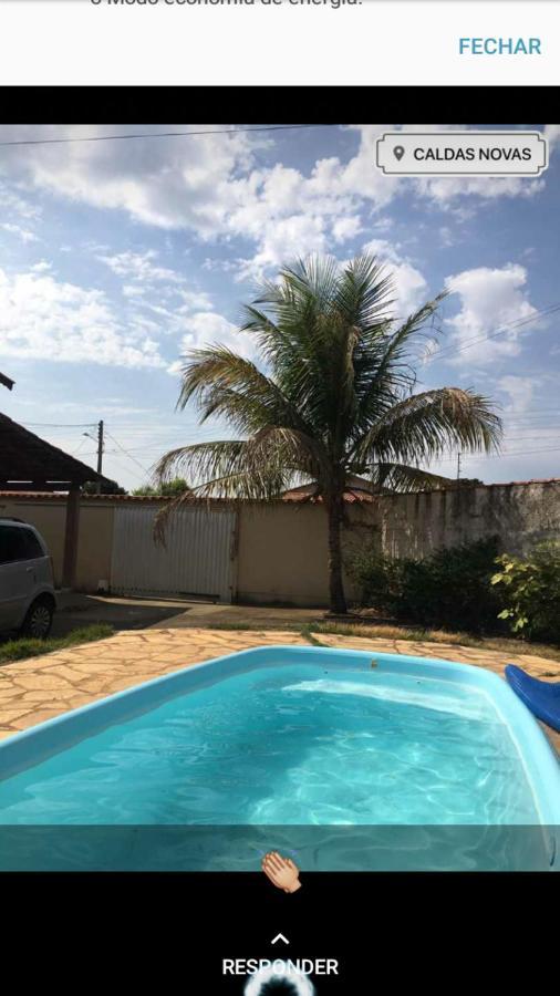 Otima Casa Caldas Novas 2 Km Do Centro Para Ate 14 Pesssoas Com Piscina Aquecida, Churrrasqueira, Wifi Bagian luar foto